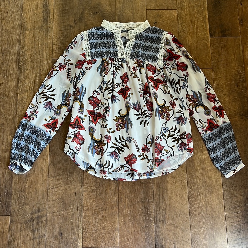 Women’s Loft Blouse